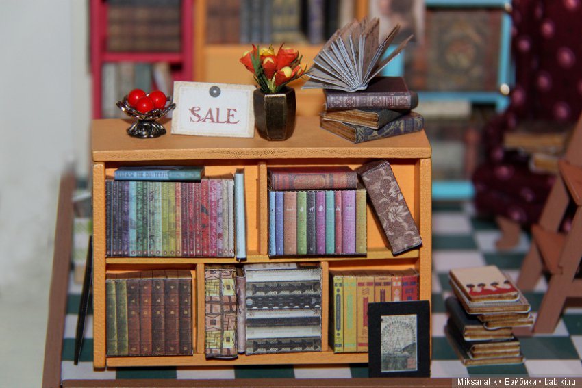 Миниатюрный мир или книжный магазинчик для зверят (фото 3)