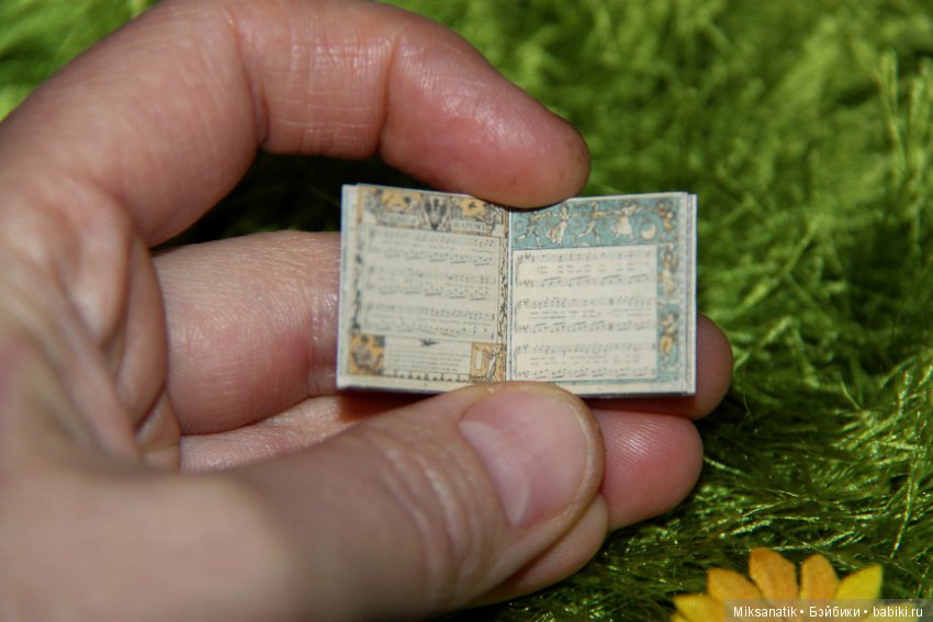 Миниатюрный мир или книжный магазинчик для зверят