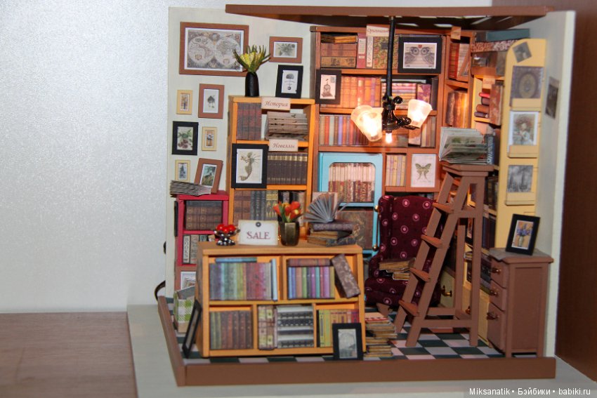 Миниатюрный мир или книжный магазинчик для зверят