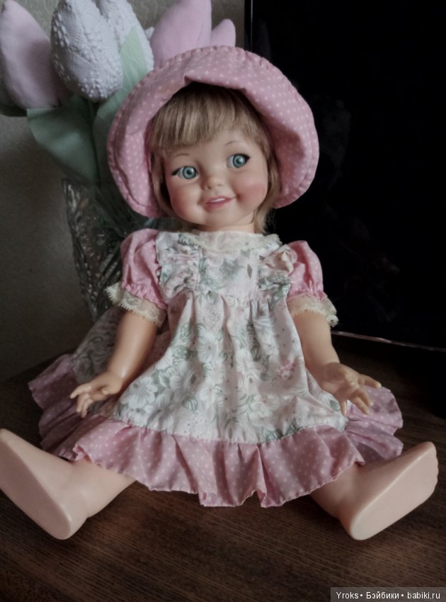 Изумительная девочка Giggles и долгожданная Ratti