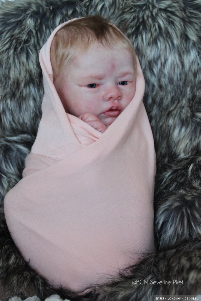 Wendy скульптора Wendy Dickinson, автор прототипа Severine Piret