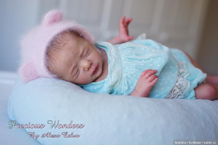 Luise скульптора Karola Wegerich, автор прототипа Alexa Calvo