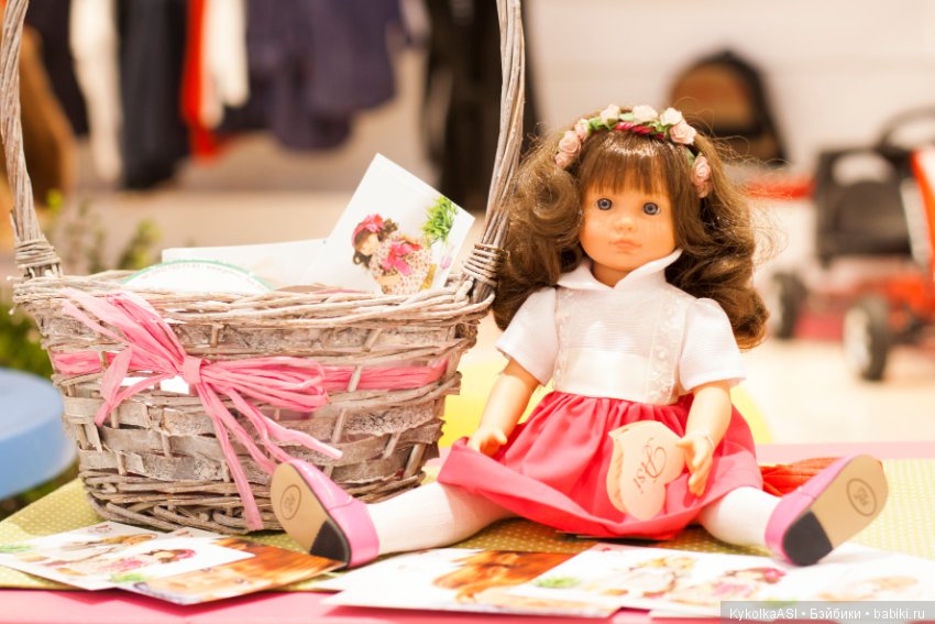 Витрины ASI — Куклы ASI (Аси): испанские пупсы