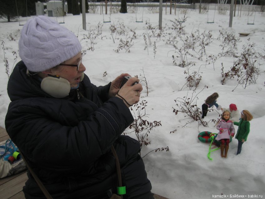В кадре только девушки. В разных позах с мыльницей (фото 8)