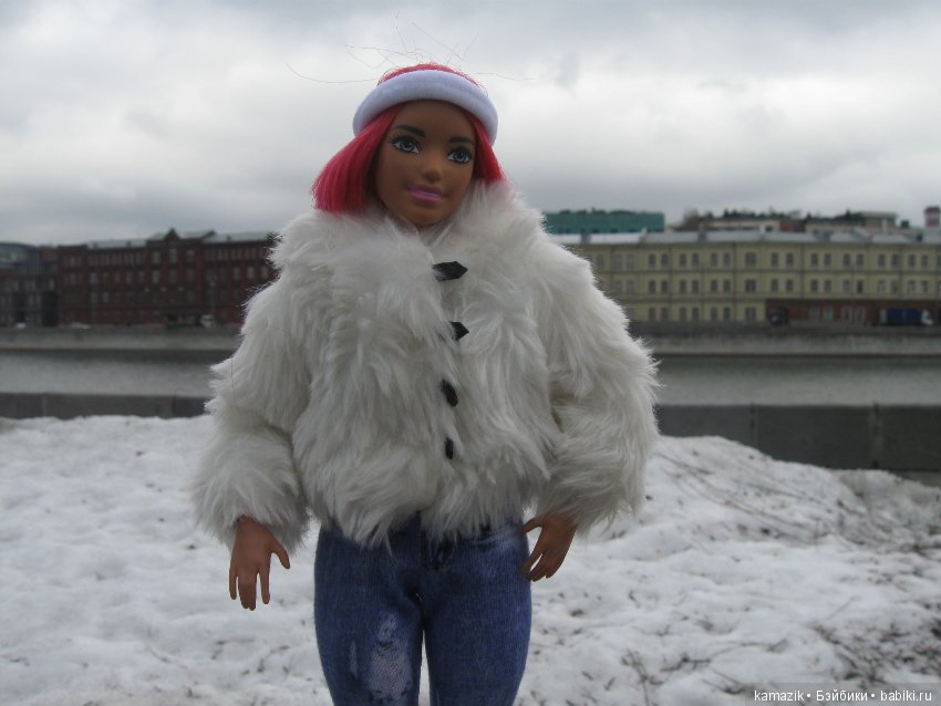 Музеон насквозь. Сколько там километров