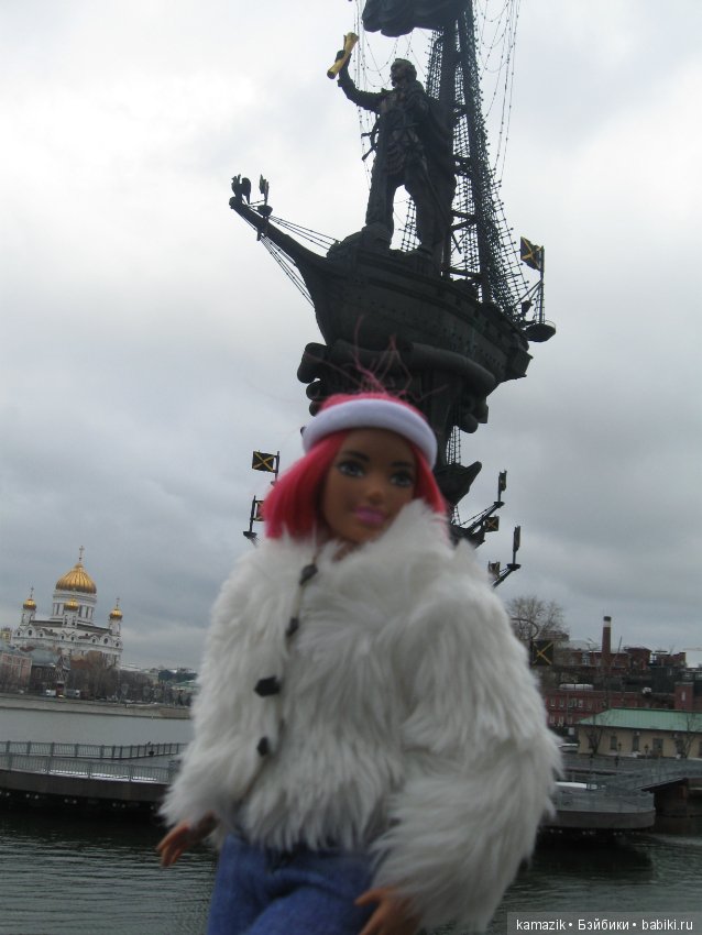 Музеон насквозь. Сколько там километров