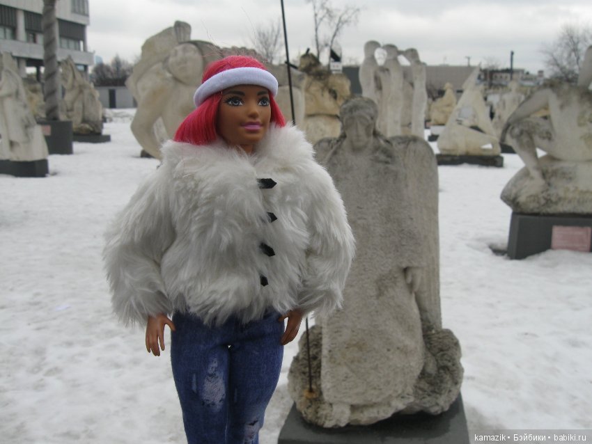 Музеон насквозь. Сколько там километров