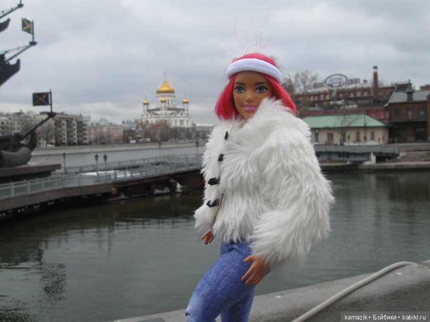 Музеон насквозь. Сколько там километров