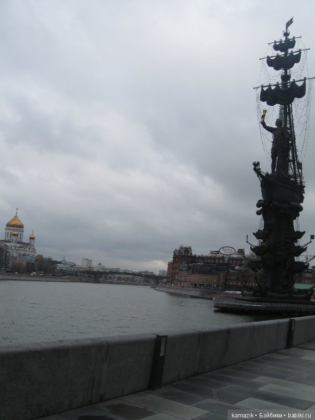 Музеон насквозь. Сколько там километров