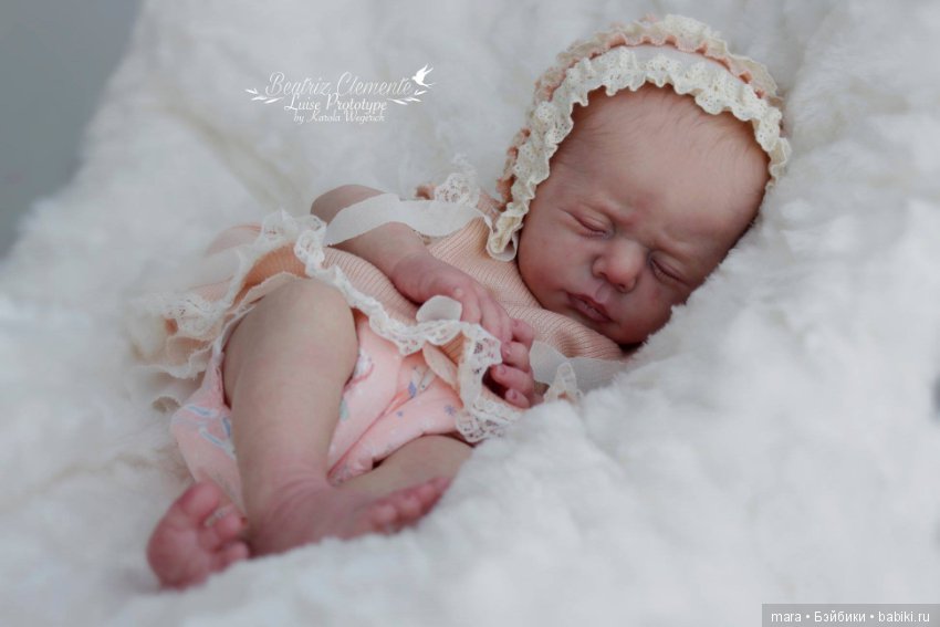 Luise скульптора Karola Wegerich, автор прототипа Beatriz Clemente