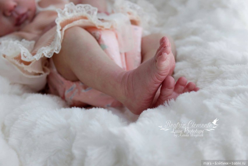 Luise скульптора Karola Wegerich, автор прототипа Beatriz Clemente (фото 4)