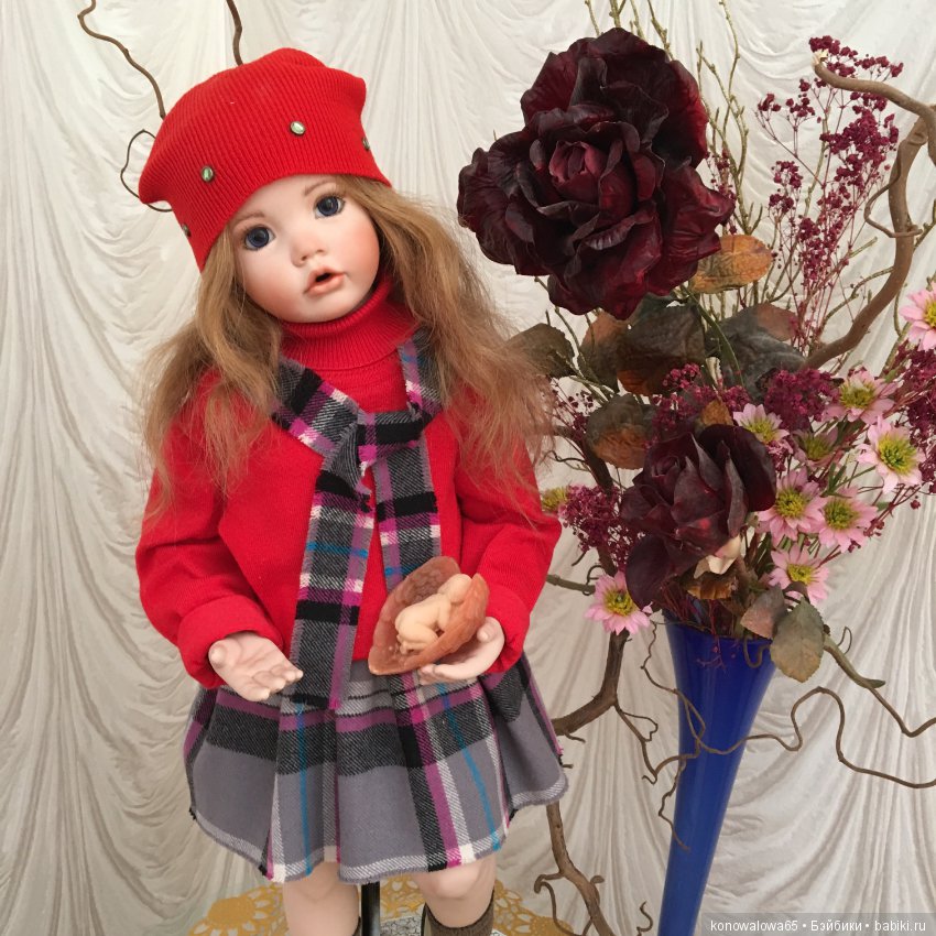 Сиротка Liz с сестренкой Лизой