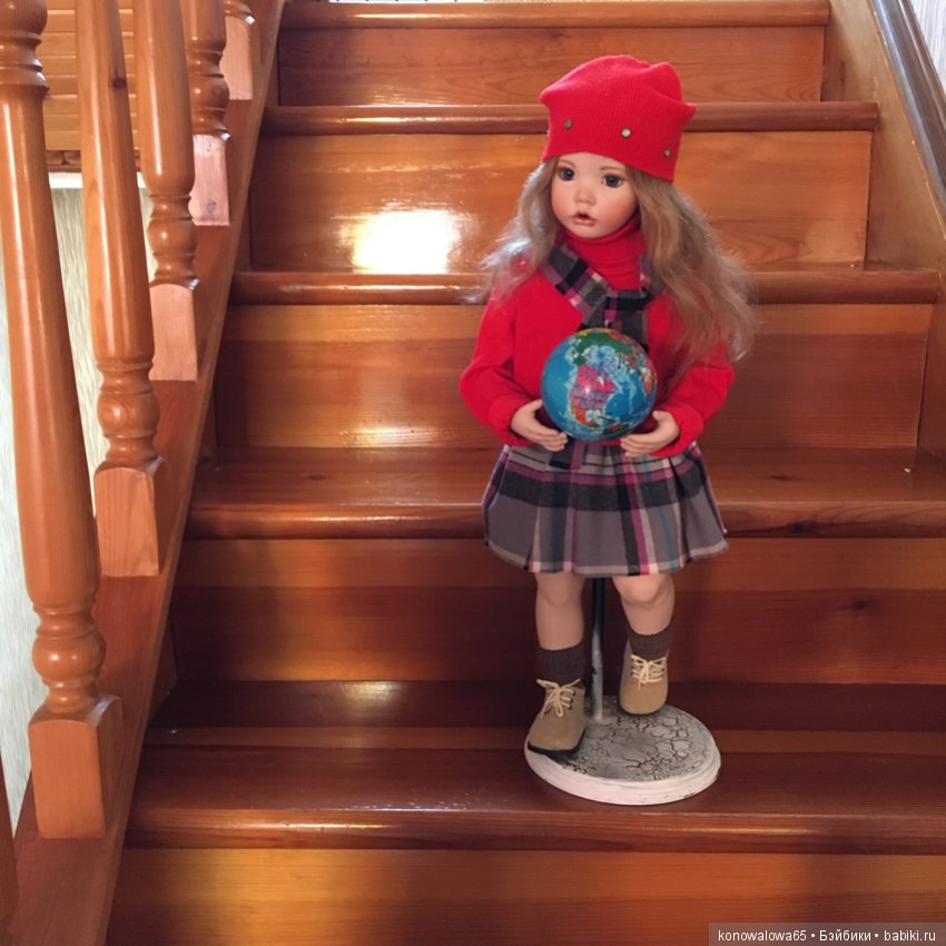 Сиротка Liz с сестренкой Лизой