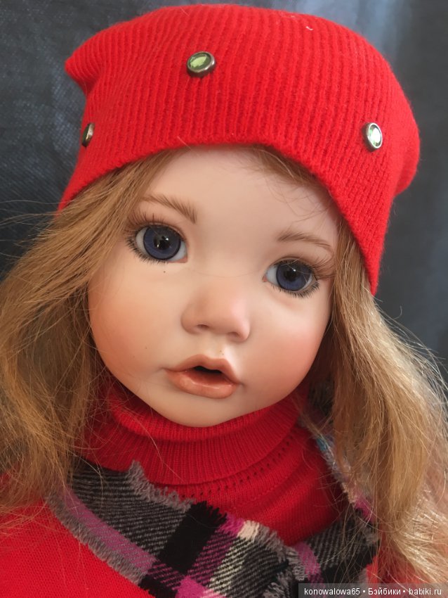 Сиротка Liz с сестренкой Лизой