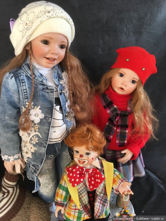 Сиротка Liz с сестренкой Лизой