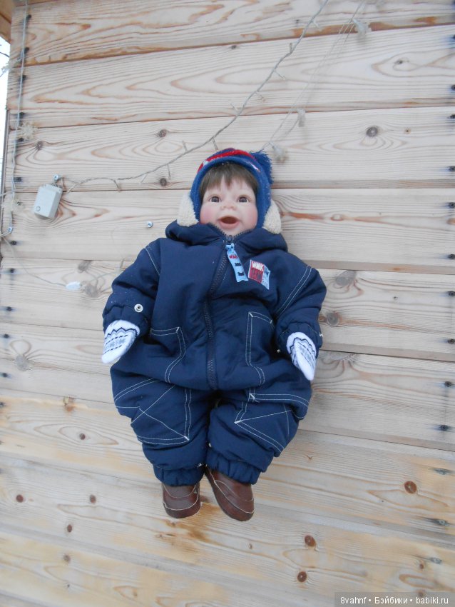 Малыш Андрейка ходил гулять