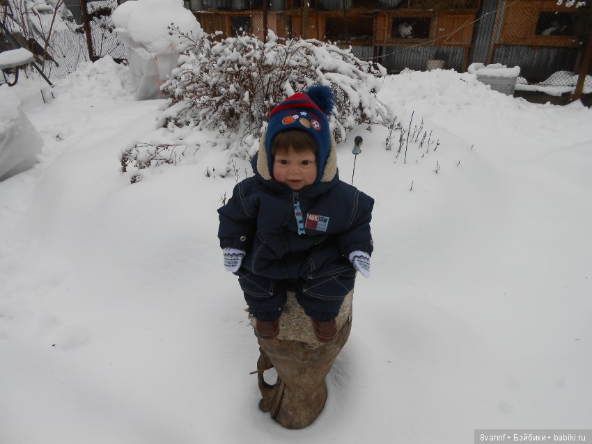 Малыш Андрейка ходил гулять