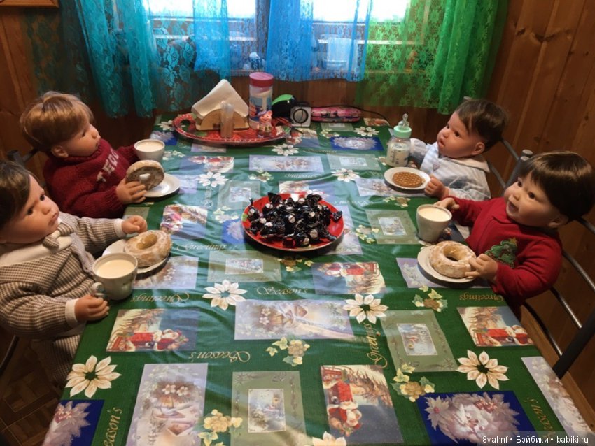 Малыш Андрейка ходил гулять