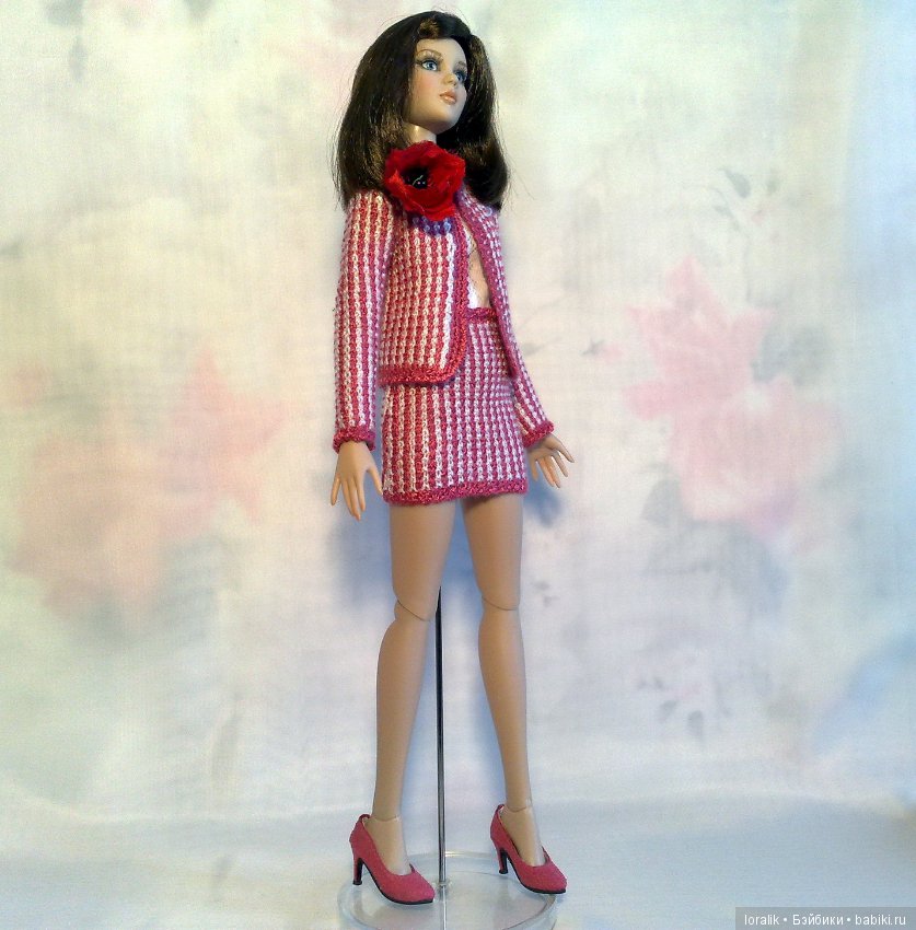 "Кукла мертва до тех пор, пока остаётся в коробке" - говорит знаменитый кукольник Роберт Тоннер