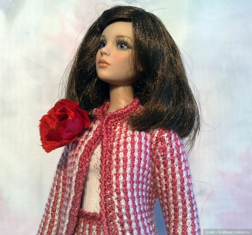 "Кукла мертва до тех пор, пока остаётся в коробке" - говорит знаменитый кукольник Роберт Тоннер