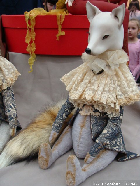 Март - время кошек. Выставка на Тишинке