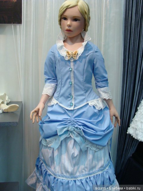 Март - время кошек. Выставка на Тишинке