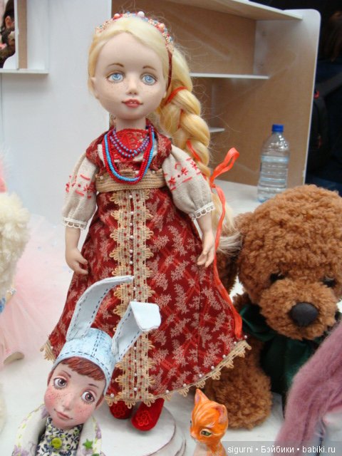 Март - время кошек. Выставка на Тишинке