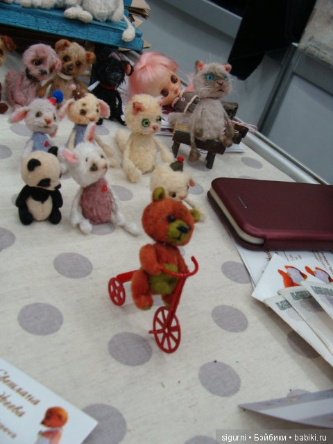 Март - время кошек. Выставка на Тишинке