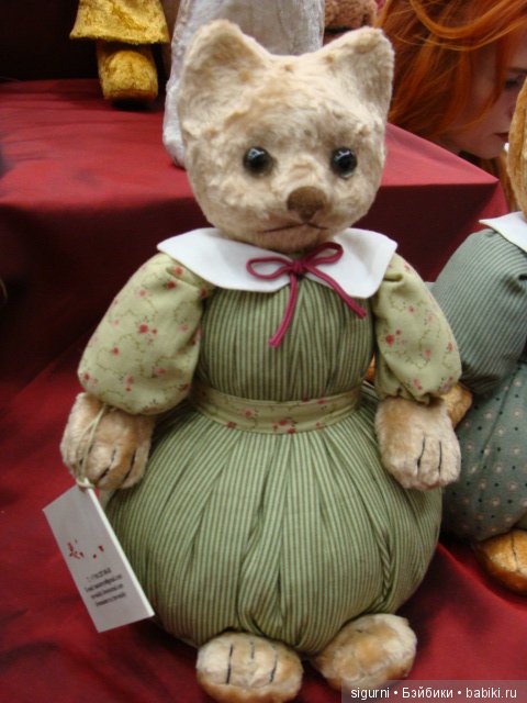 Март - время кошек. Выставка на Тишинке (фото 6)