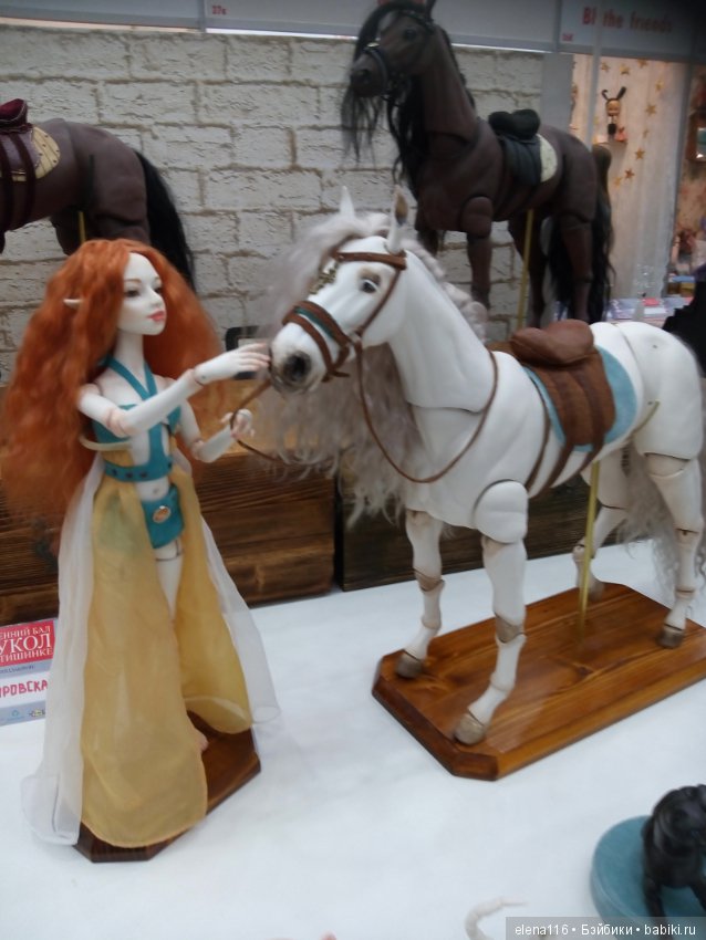 Сегодняшний праздник на выставке кукол в Москве-2