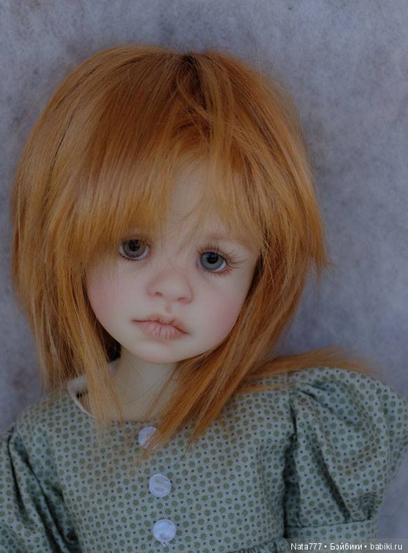 Новые образы Holly в новых паричках (фото 4)