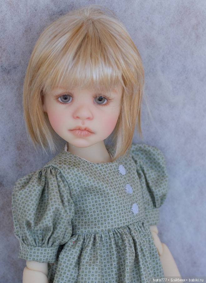 Новые образы Holly в новых паричках (фото 5)