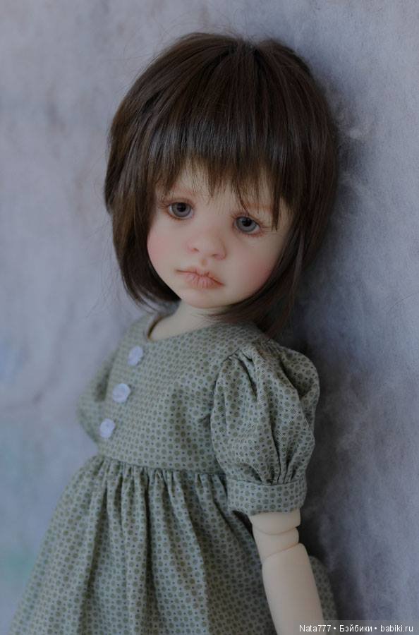 Новые образы Holly в новых паричках (фото 6)