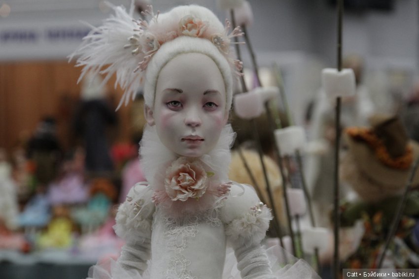 Весенний бал на Тишинке — Выставки кукол и мишек Тедди: фоторепортажи