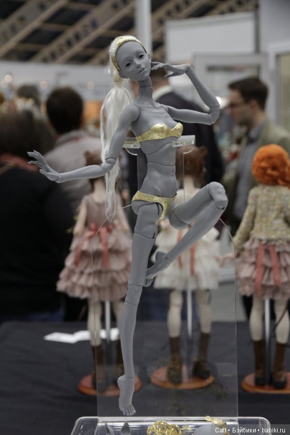 Весенний бал на Тишинке — Выставки кукол и мишек Тедди: фоторепортажи