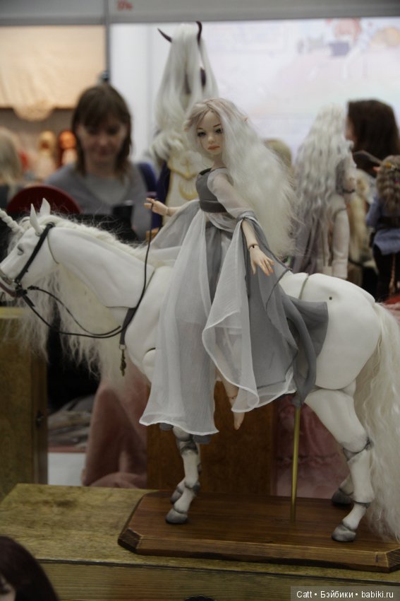 Весенний бал на Тишинке — Выставки кукол и мишек Тедди: фоторепортажи