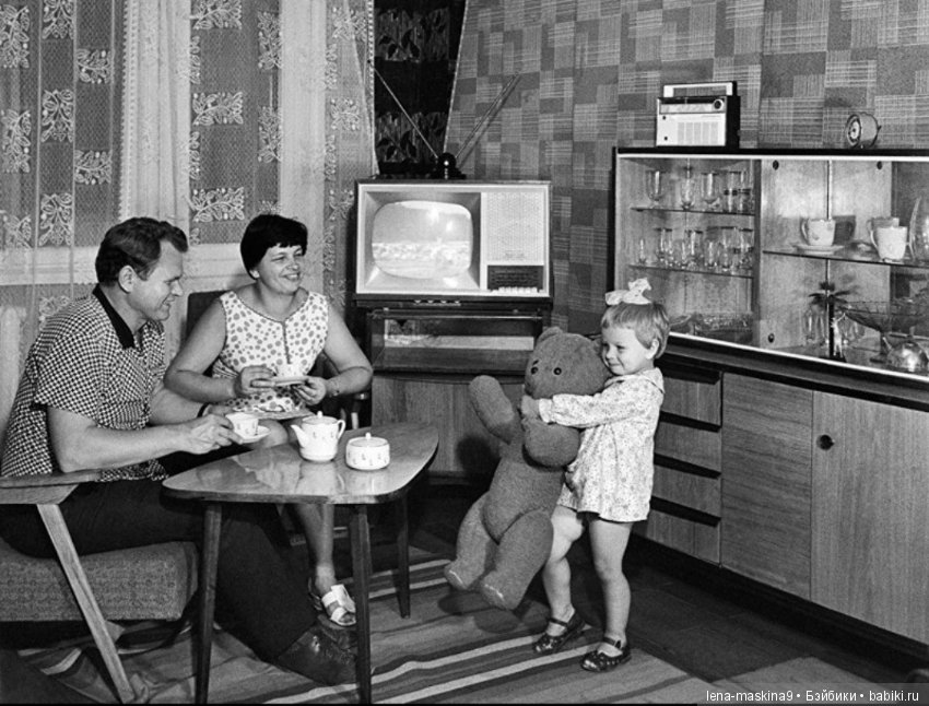 Такие душевные- милые фото..Дети, куклы, игрушки прошлых лет