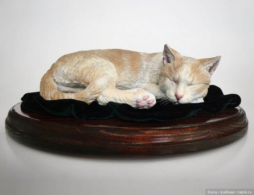 Портретные фигурки собак и кошек Helen Violet