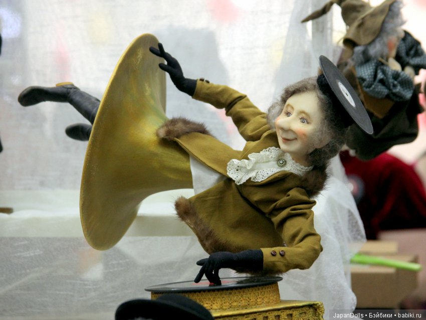 Осторожно! Вызывает привыкание! "Весенний бал кукол" часть 2