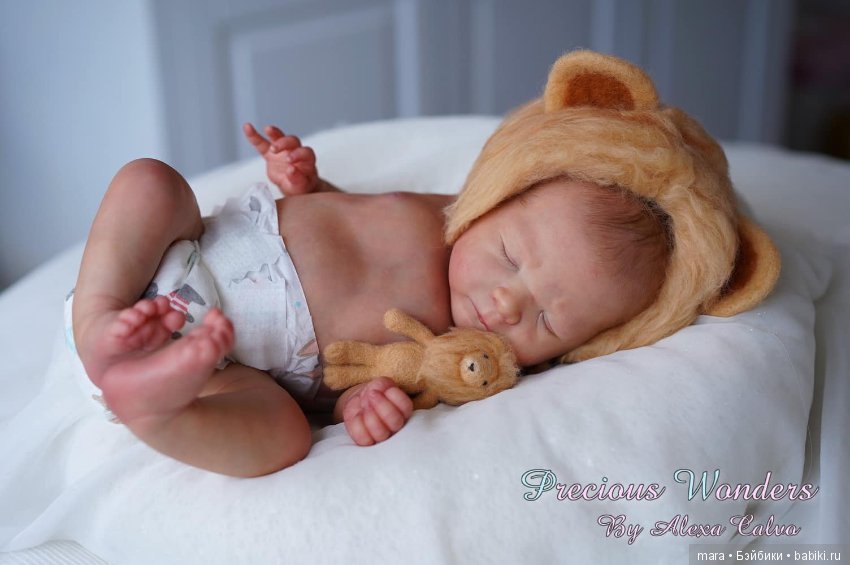 Leo скульптора Sabine Altenkirch, автор прототипа Alexa Calvo