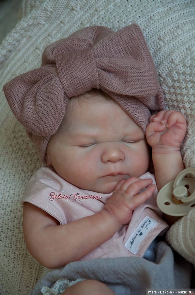 Leo скульптора Sabine Altenkirch, автор прототипа Silvia Ezquerra