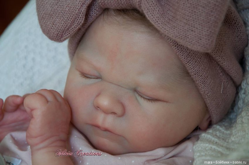 Leo скульптора Sabine Altenkirch, автор прототипа Silvia Ezquerra