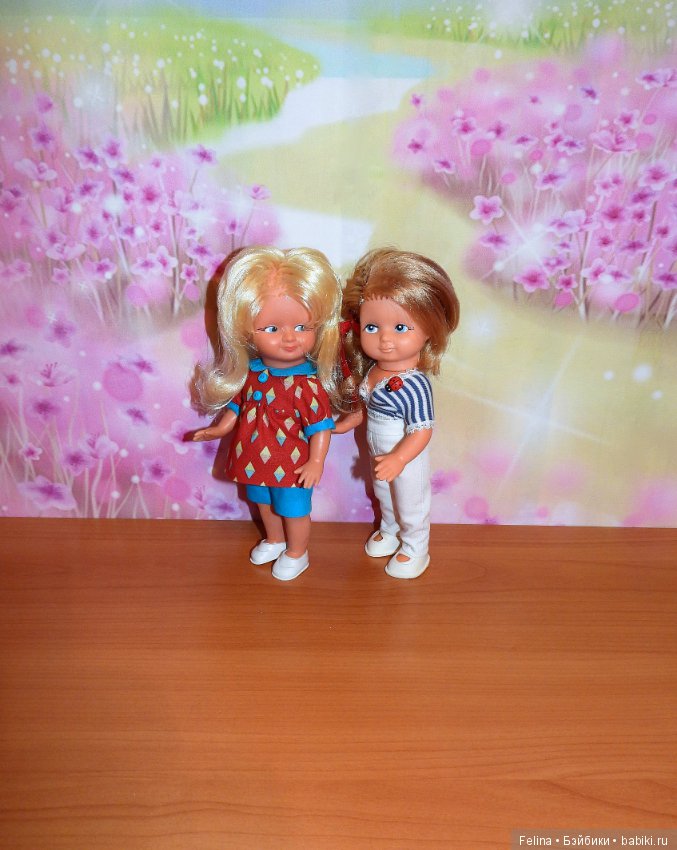 Людмила Щербина помогала мне одеть малышек ГДР (фото 6)