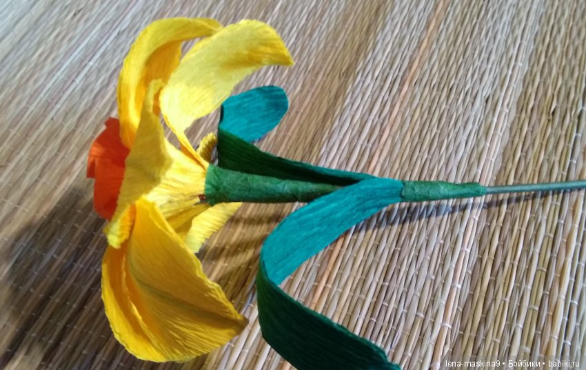 Цветы из креповой бумаги — Другие хобби и увлечения: сад (фото 5)