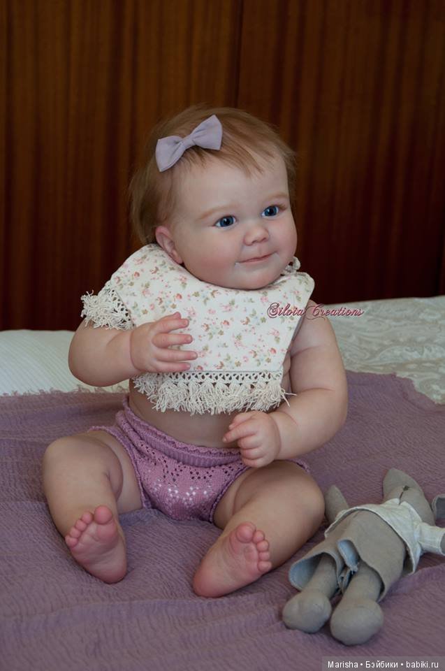 June Awake, автор прототипа Silvia Ezquerra