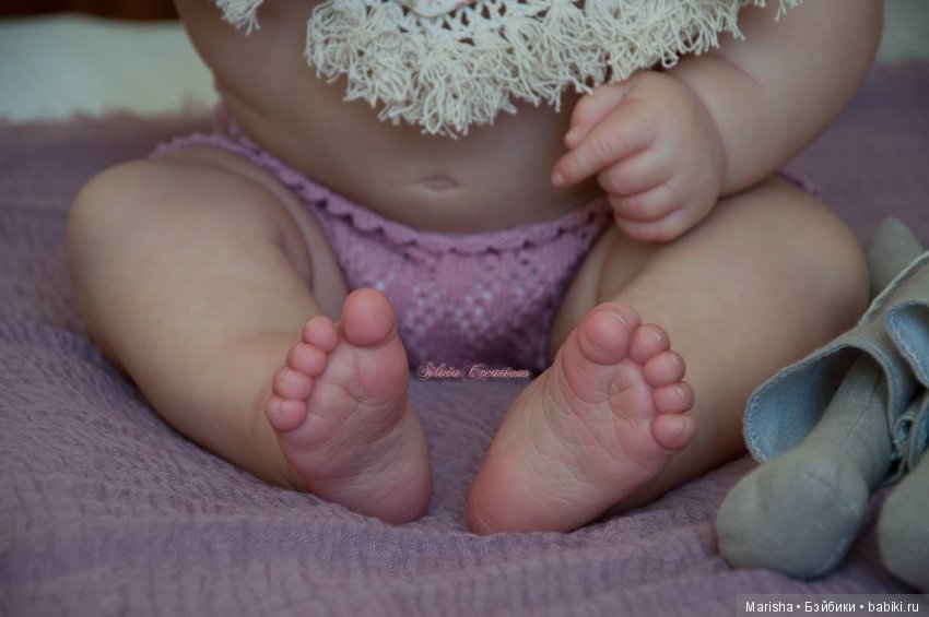 June Awake, автор прототипа Silvia Ezquerra