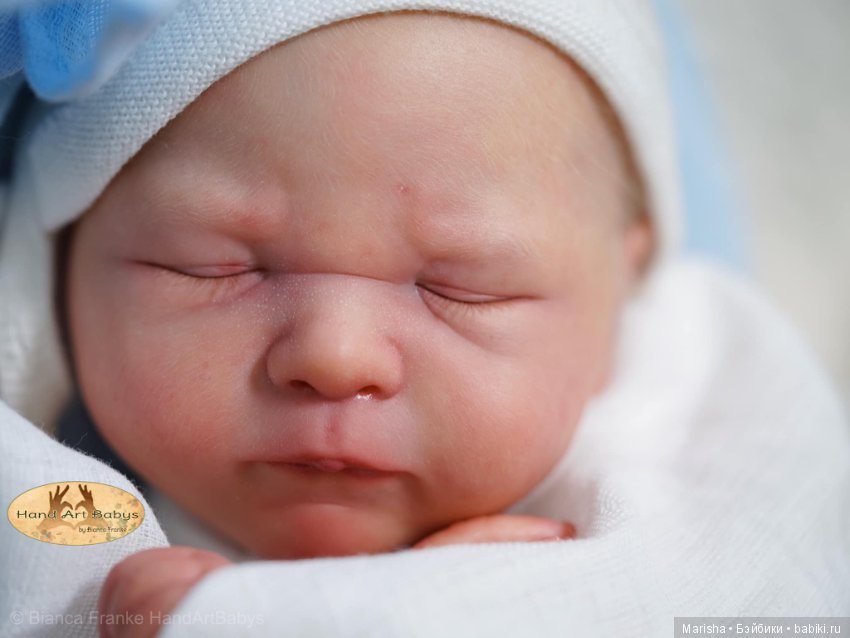 Leo скульптора Sabine Altenkirch, автор прототипа Bianca Franke