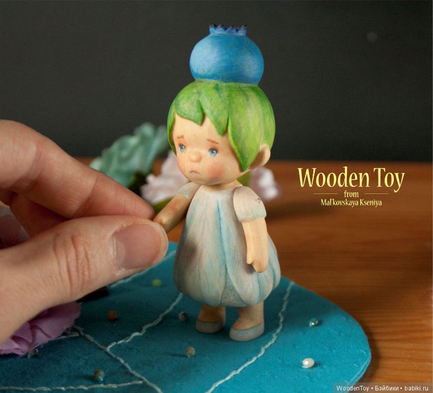 Деревянная куколка Черничка (фото 7)