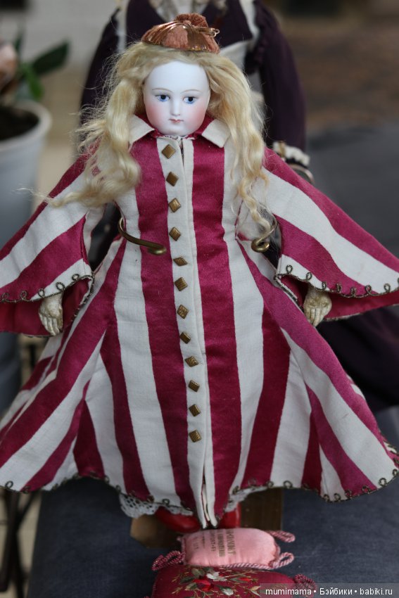 Прелестные ранние антикварные француженки - модницы от François Gaultier (фото 8)