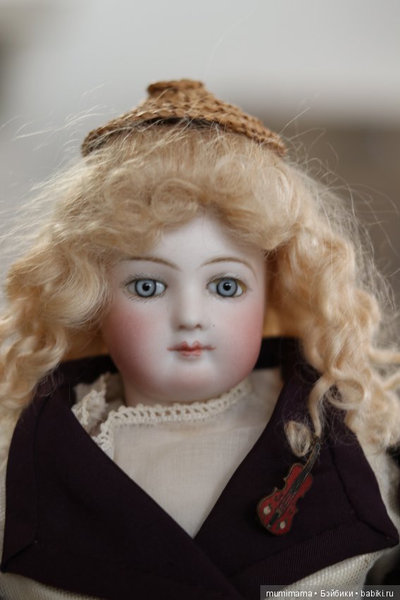 Прелестные ранние антикварные француженки - модницы от François Gaultier